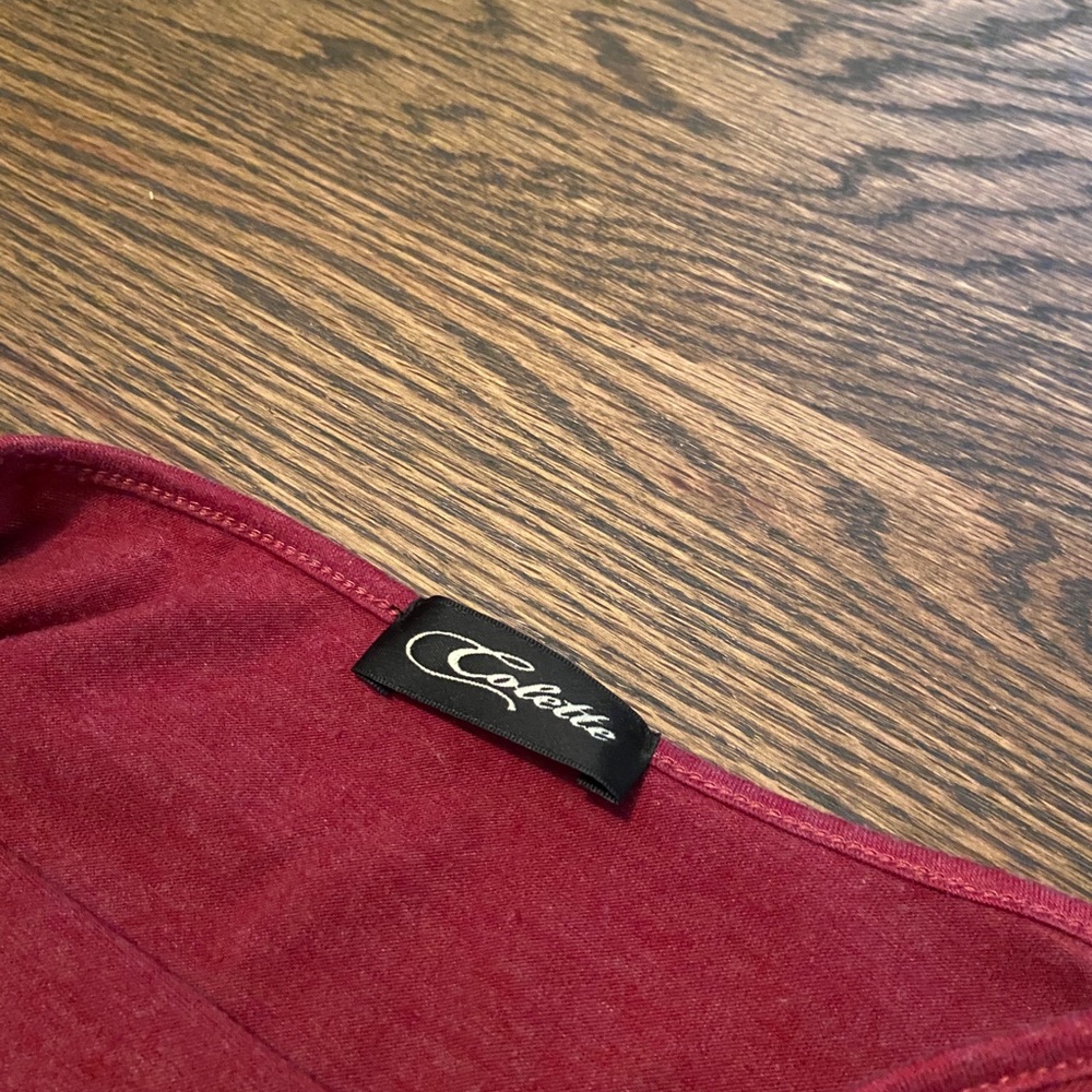 Open sleeve Top - Picture 2 of 2